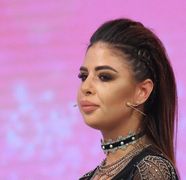 Raluca si Iulia, din nou intepaturi acide pe tema silicoanelor. Alina nu s-a mai putut abtine si la sfarsitul jurizarii a izbucnit in plans. Juratul a incercat sa o consoleze, insa comentariile celor trei au fost mult rea dure pentru ea:"Crede in tine, cu